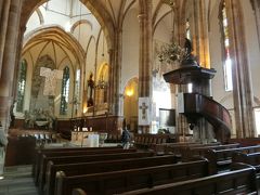 サントマ教会へ。
目的は、オルガンを見ること！
