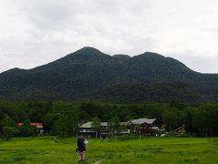 名残惜しくて何度も振り返るとそこには燧ケ岳