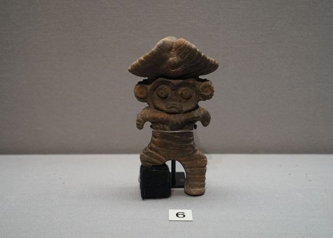 常設展（ 日本の考古・考古展示室）から「みみずく土偶」茨城県利根町 立木貝塚出土・縄文時代後期・前2000～前1000年<br />それにしても土偶、なんでこんなユニークな造形なんでしょうか。