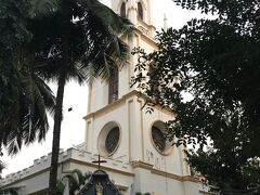 2.聖トーマス・カテドラル
インドのクリスチャン教会。クリスチャンは南インドだけかと思ってましたが、ムンバイにも一定層いるようだ。