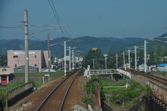 　小矢部川を渡ります。