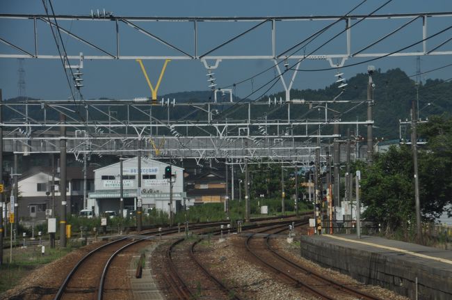 　北陸新幹線高架線が見えます。