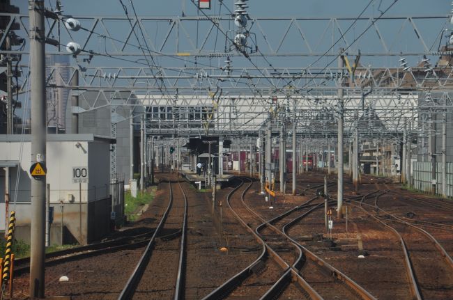 　東金沢駅停車です。