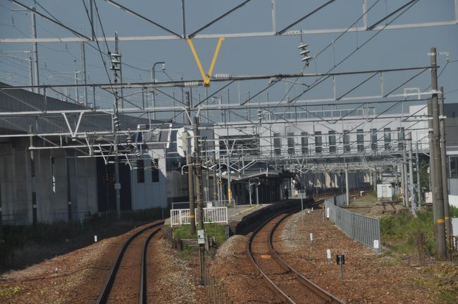 　西金沢駅停車です。