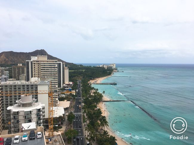 ラナイからの眺め②<br />こちらからはダイアモンドヘッドも望めます。<br />