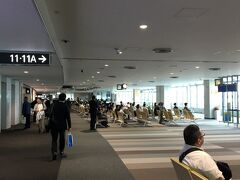 9時頃、新千歳空港線到着。
↓
9時40分　保安検査通過。