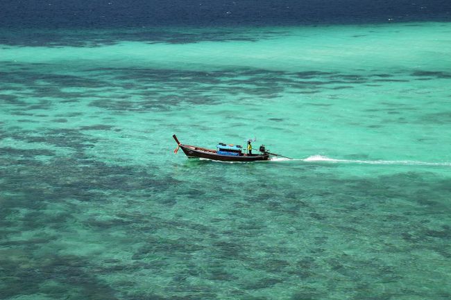 ☆Longtail-Boat View from Mountain Resort Restaurant @ Koh Lipe Thai