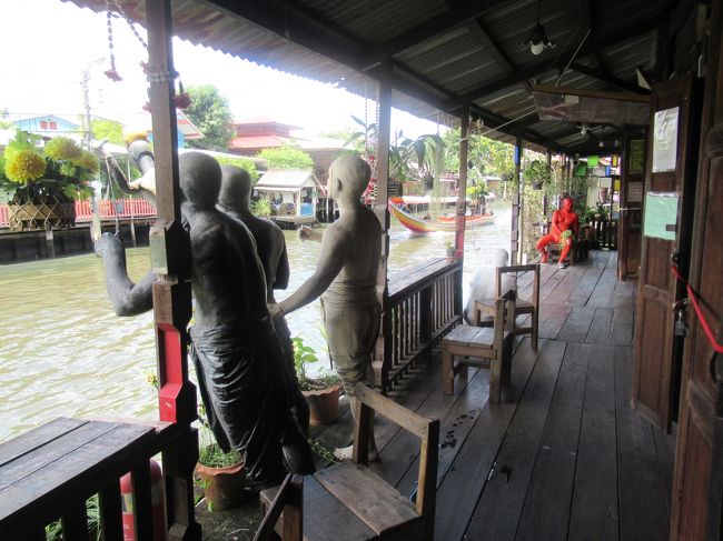 こんな芸術作品もありました。