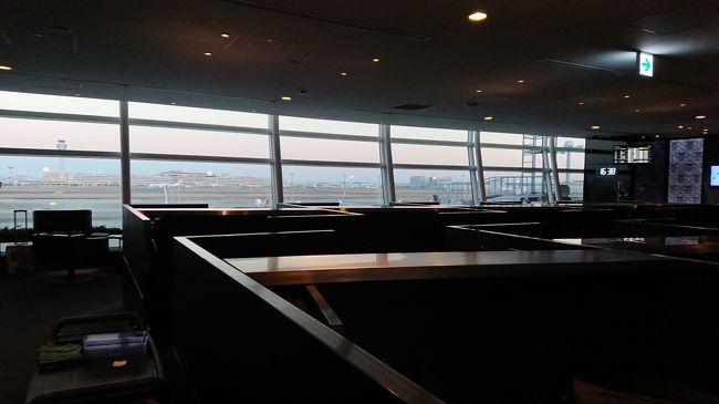 １月２日のラウンジ、ガラガラなので好きです！