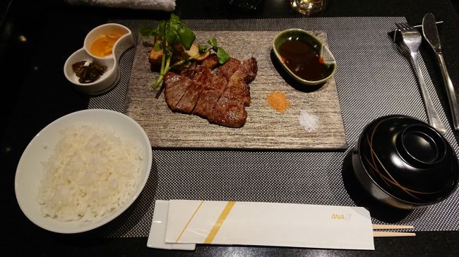 １月限定ステーキは「香川県産オリーブ牛のサーロイン」でした。