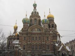 ロシア革命以降は、ジャガイモの保管庫になっていたそうです。
側にロシア美術館があったため、破壊されずに済んだとガイドがあった。