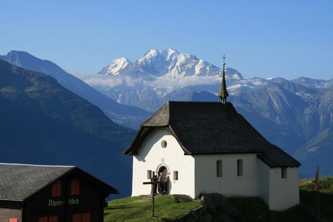 教会とフレッチホルン