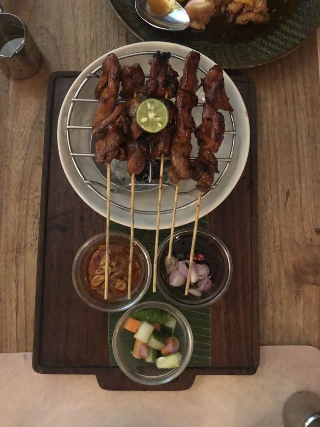 おなじみ　サテ<br />みんなでシェア