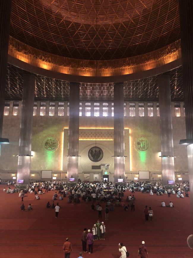 というわけで、きた！！<br />４階からの　眺め！