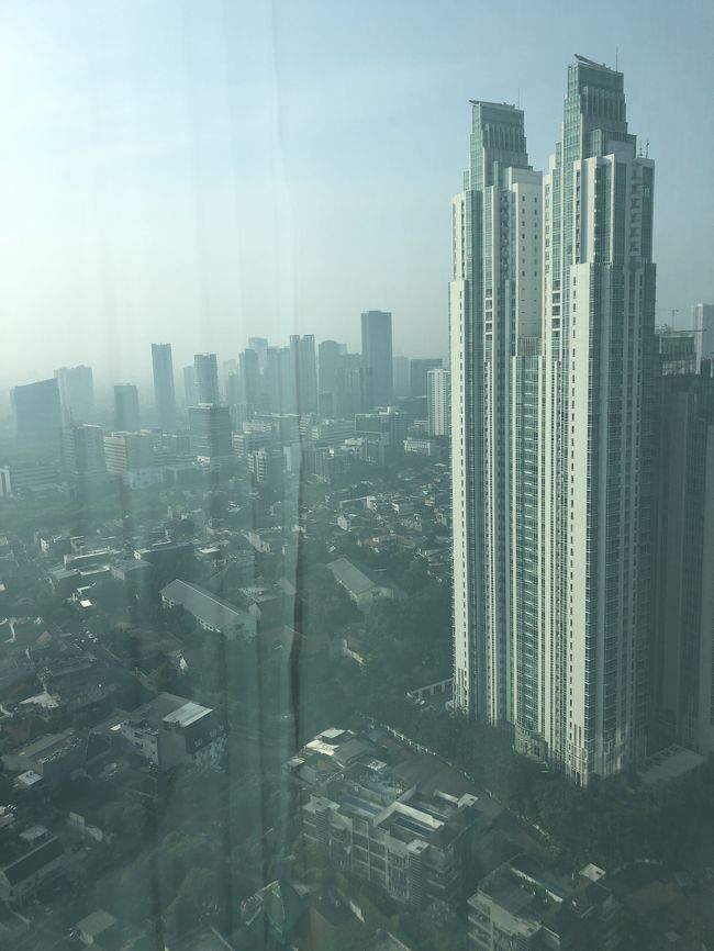 景色を眺めていると<br />友人は私のためにブレクファストティーを淹れてくれている<br /><br />本当、インドネシアの男の子って優しいなぁ（個人差ありw）