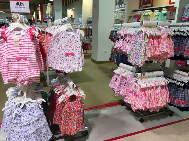 あれもこれもかわいい！！！<br />40％オフのプレートがかかっています。