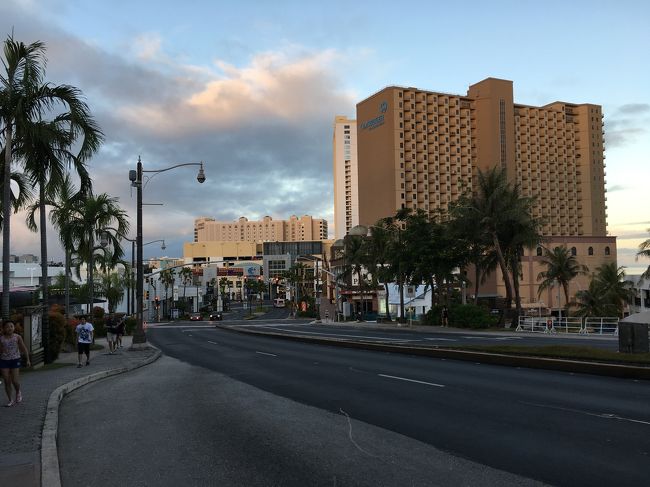 街がとっても静か。