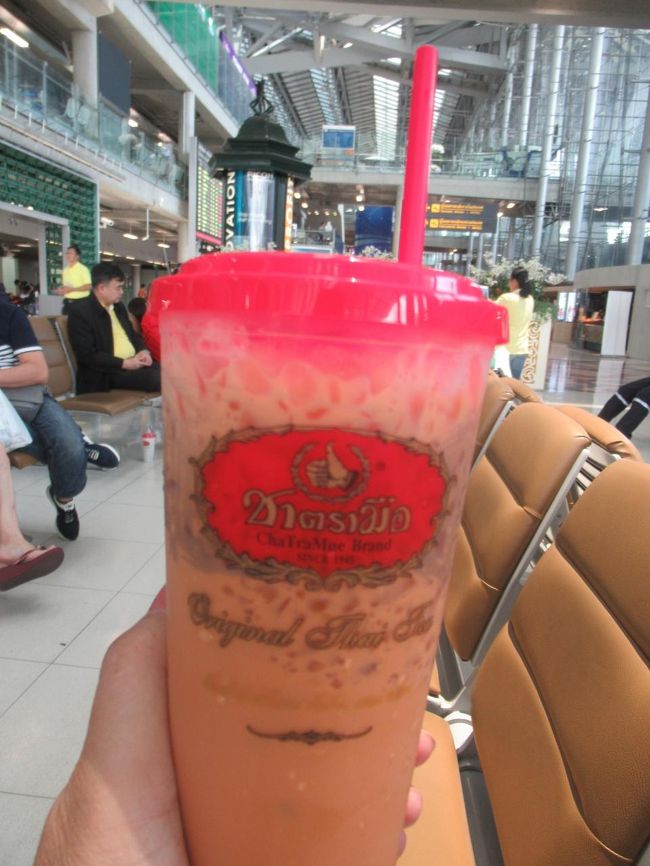 オレンジかかった独特の色、甘くてとーっても美味しかったです。<br />５０B×４＝２００B