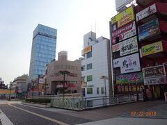 朝の松戸駅東口。