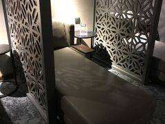 https://goronekone.blogspot.com/2018/09/malaysia-airlines-golden-lounge-klia.html