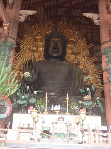 京都奈良へ １４ 奈良東大寺の大仏 遠い昔の修学旅行を思い出します 奈良市 奈良県 の旅行記 ブログ By Happinさん フォートラベル