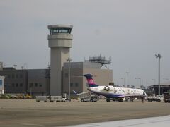 仙台空港。
アイベックスのかわいい機体がいる～!!
今度はあの飛行機に乗りたいぁ。
