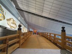 まだ時間があるので羽田空港にある日本橋を散策。