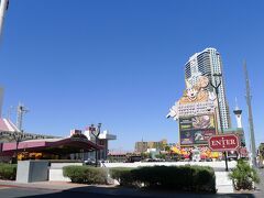 バスでCircus Circus Las Vegasまで移動。
目的地はアドベンチャードーム！