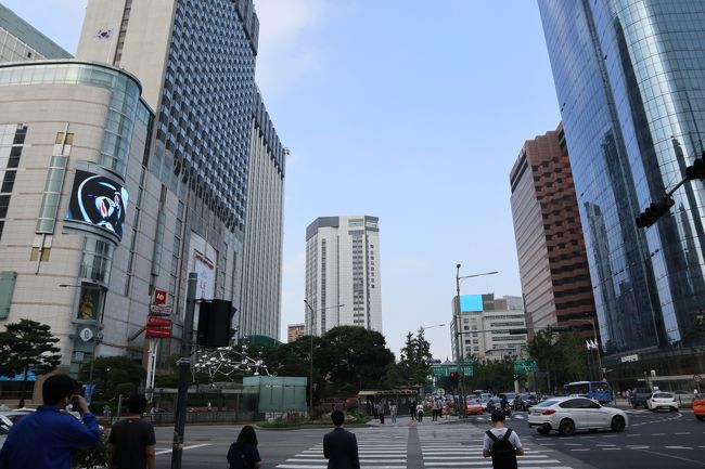 3日目。歩いて朝食に行きます。