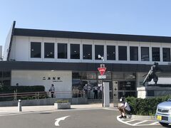 朝１の新幹線を郡山で乗り換え、二本松駅に８時頃に到着