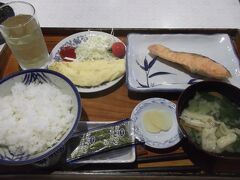 台風の影響で甲府に足止め(涙)
ビジネスホテル美奈月の美味しい朝食　これで500円！