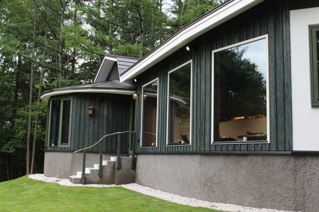 反対側。客席がこちら側にあります。