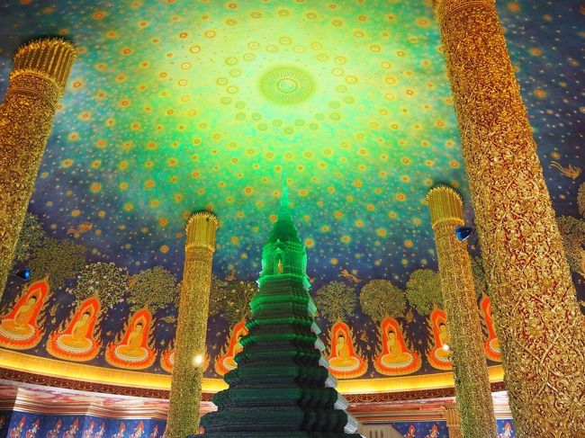 中の装飾は比較的新しいもの