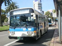 9:35
私が乗るバスが来ました。

こっ！これは‥
日産ディーゼル.UD P-RM81Gですよ。
富士重工ボディを架装した昭和のバスです。
マニアックですが、ドア脇の名盤を見たら、型式RM816-6/製造番号870709/昭和63年5月とありました。
30年前のバスが、まだまだ現役で走るのがすごいですね。

「すいません回送中です」となっていますが‥

②宮崎交通:日南宮崎線.飫肥行
宮崎駅.9:40→鵜戸神宮.11:09
