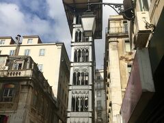 9:30頃 到着です！
並んでるの5人くらいだったので、
すぐに乗れました！朝だから…？
5ユーロだそうですが
リスボンカードでピッと出来ます！