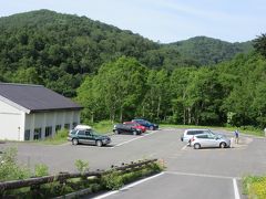 野反湖キャンプ場にやって来ました
多くの登山客の方々がここをベースに出発していきました