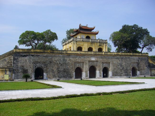 タンロン遺跡。<br />黄色い壁が特徴的ですね。