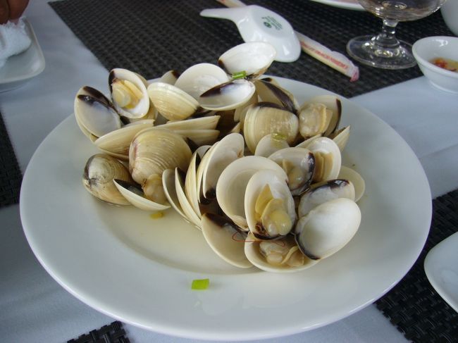 アサリの蒸し物。