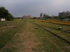  １５分ほど歩いて高雄港の貨物駅の跡地にやってきました。現在は公園になっています。