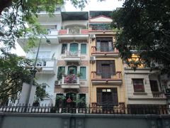 教会裏のホテルも西洋風