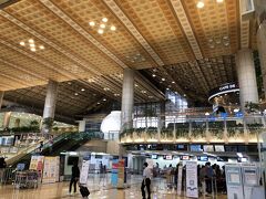 東大門から４０分強で金浦空港へ到着。意外と早かった。