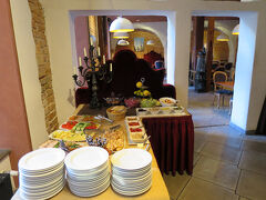 ----10)想像力を刺激するユーゲントシュティール建築群
　https://4travel.jp/travelogue/11384121 からの続きです----

朝7時30分、ホテル ジャスタスで朝食です。
