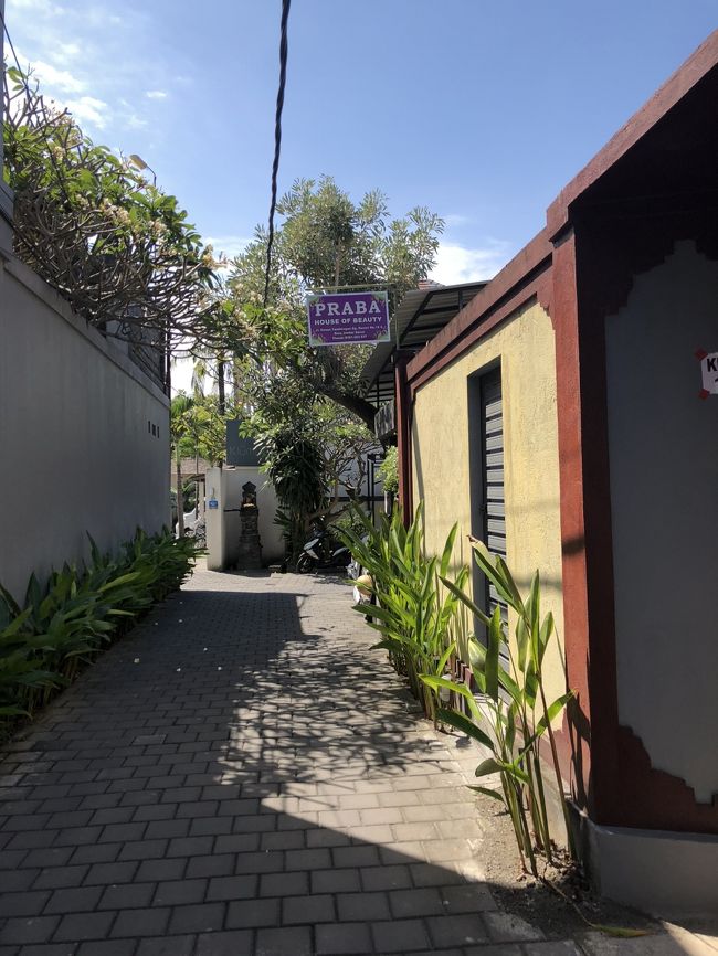 ここまでに来たら、自然と足はこちらへ。<br />またまた毎度お馴染み「PRABA House of Beauty」