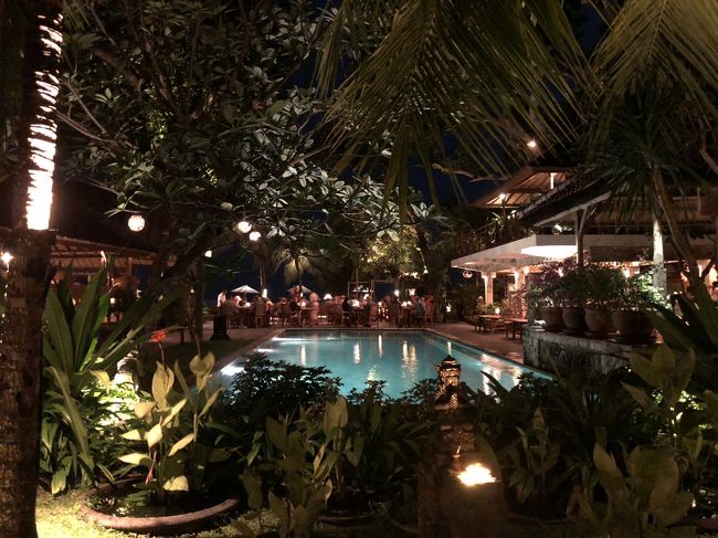 夜のタンジュンサリも落ち着いていて素敵です。<br />タンブリガン通りの喧騒が嘘のよう。