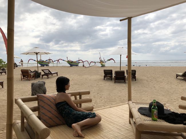 おねえちゃんもタンジュンサリサロンを巻きたいと。初めてワンピ巻きにしてあげました。<br />それが気に入ったらしく、ハルディスに寄って買って帰りたいと。