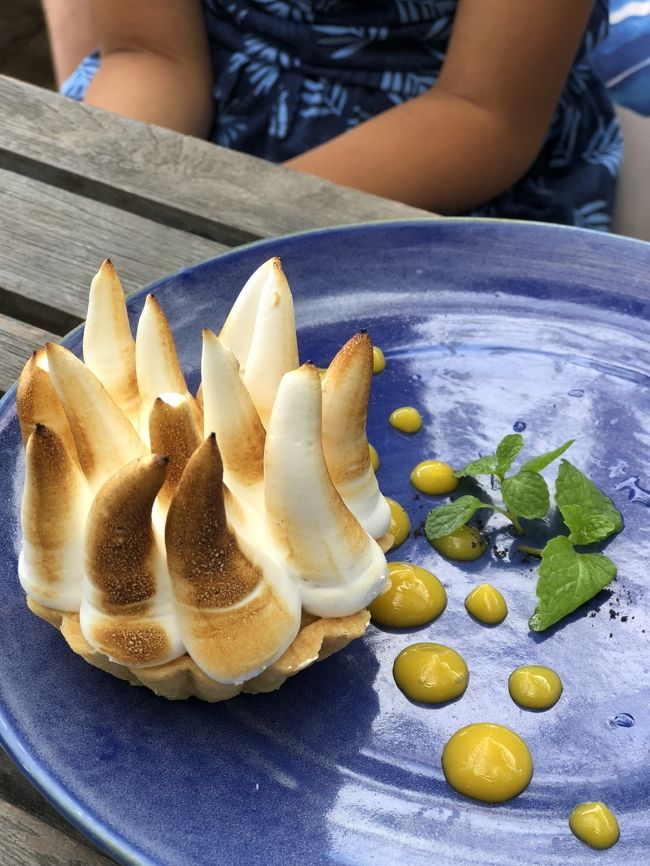 娘はデザートにLemon Meringue 55k<br />テンションめっちゃ上がってました