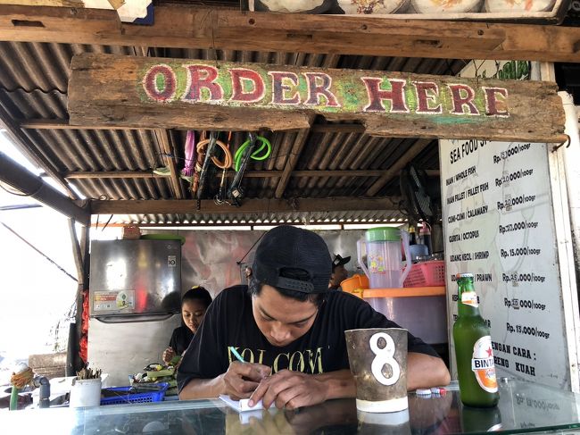 さあさあ、あんちゃん、今日の美味しいところは？<br /><br />でもやっちまった、先にチーズケーキを食べてしまった私、結構腹にたまってる。