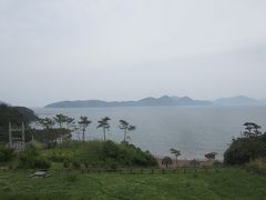 赤浜海岸公園。
海の向こうに見えるのは中通島と、世界遺産・野首教会がある野崎島でしょうか。