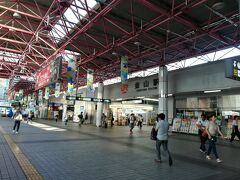 本日も金山駅から出発です。
ややお寝坊して自宅で朝食が取れなかったので、コンビニで適当に買って食べました。