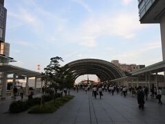 さいたま新都心駅。